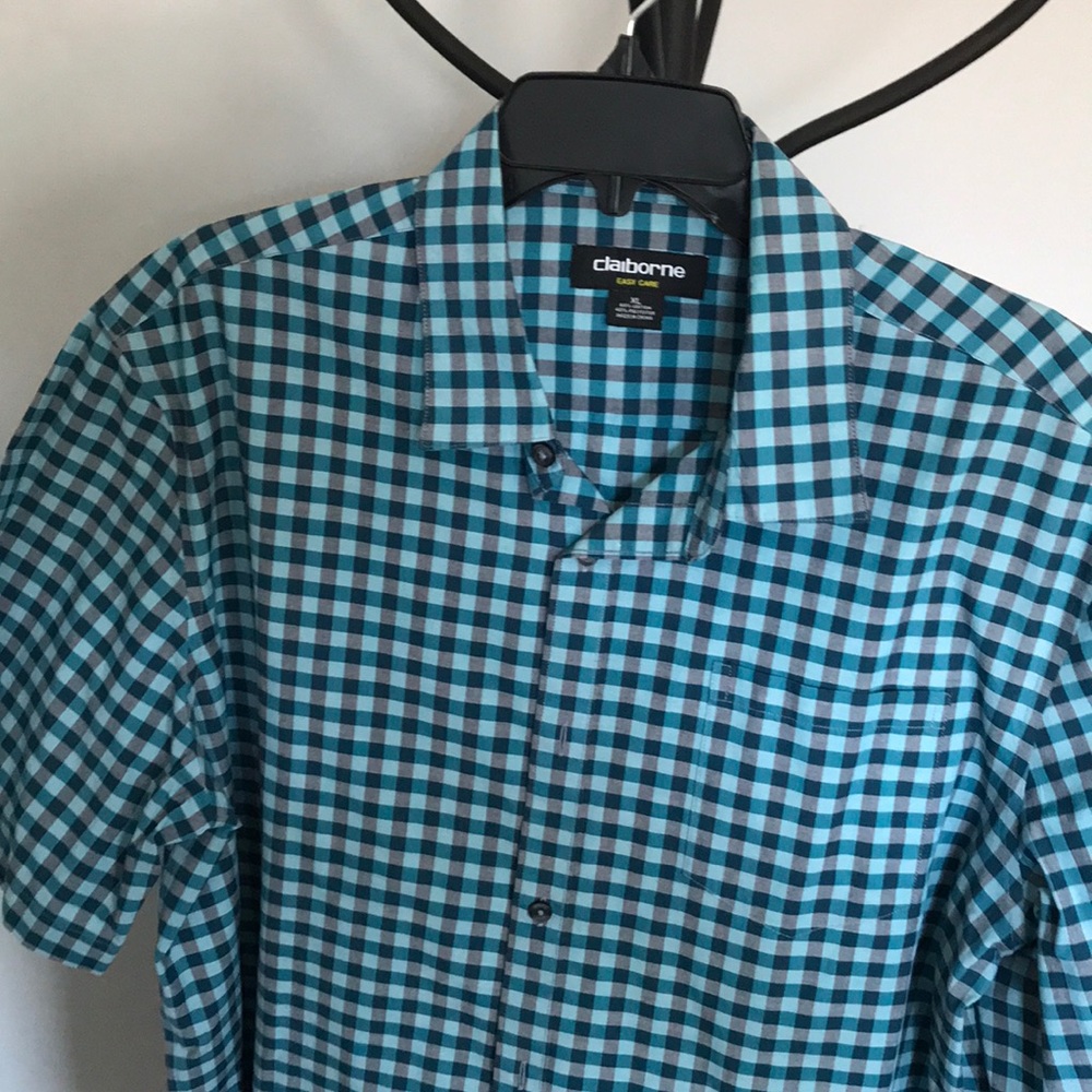 Men’s dress shirt short sleeve